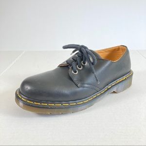 Dr martens oxford shoes low size 8 UK W 9 US M
